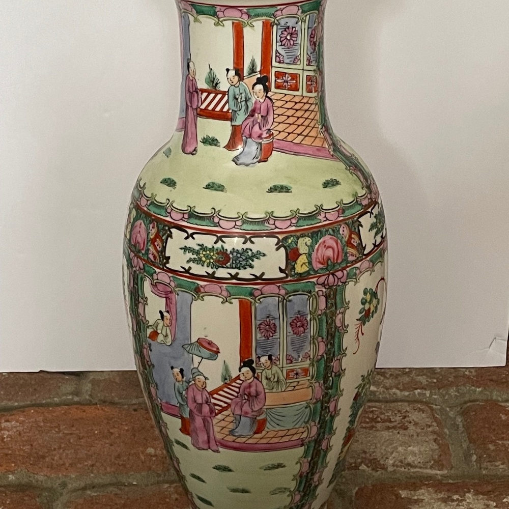 Vintage Chinese Famillial Rose Vase